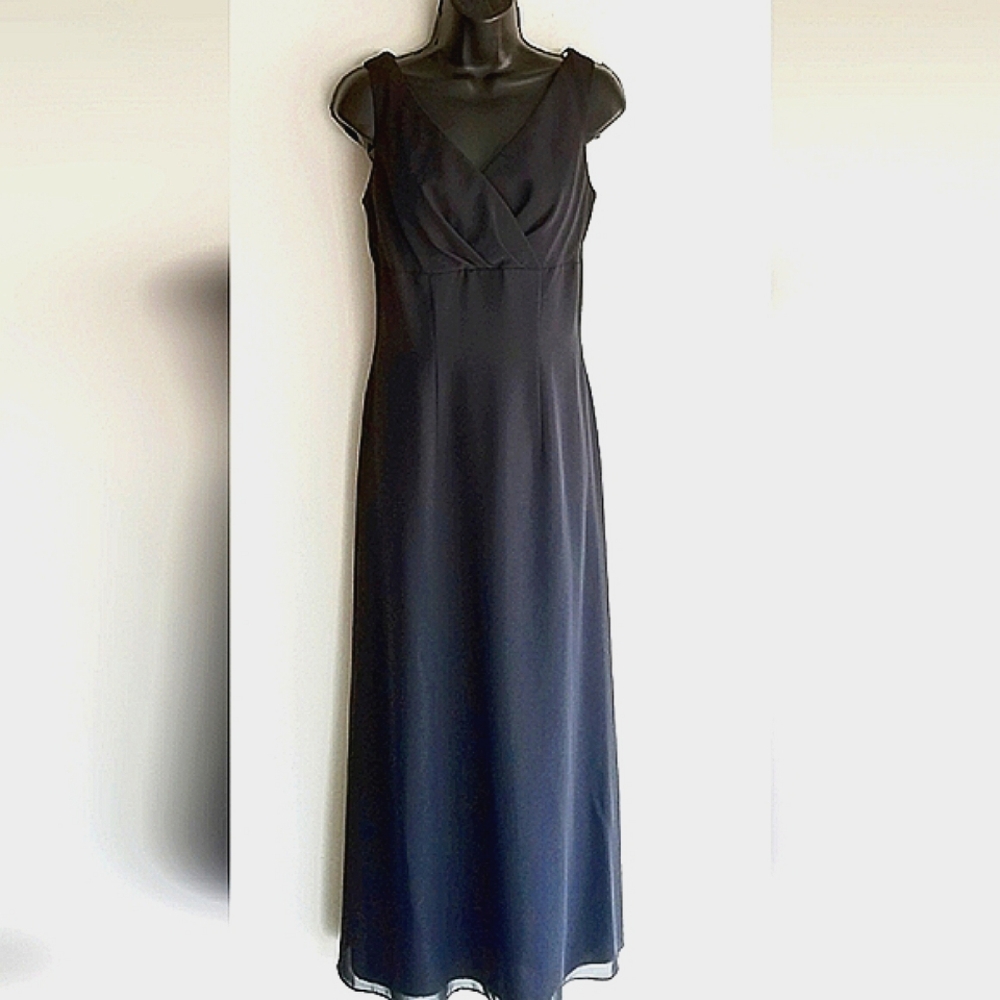 Chiffon Drape Sleeveless Midi Dress